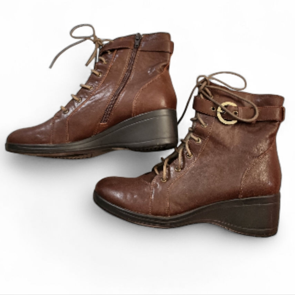 C. Banner Lace Up Ankle Boots in Brown Size 6 - Picture 6 of 12